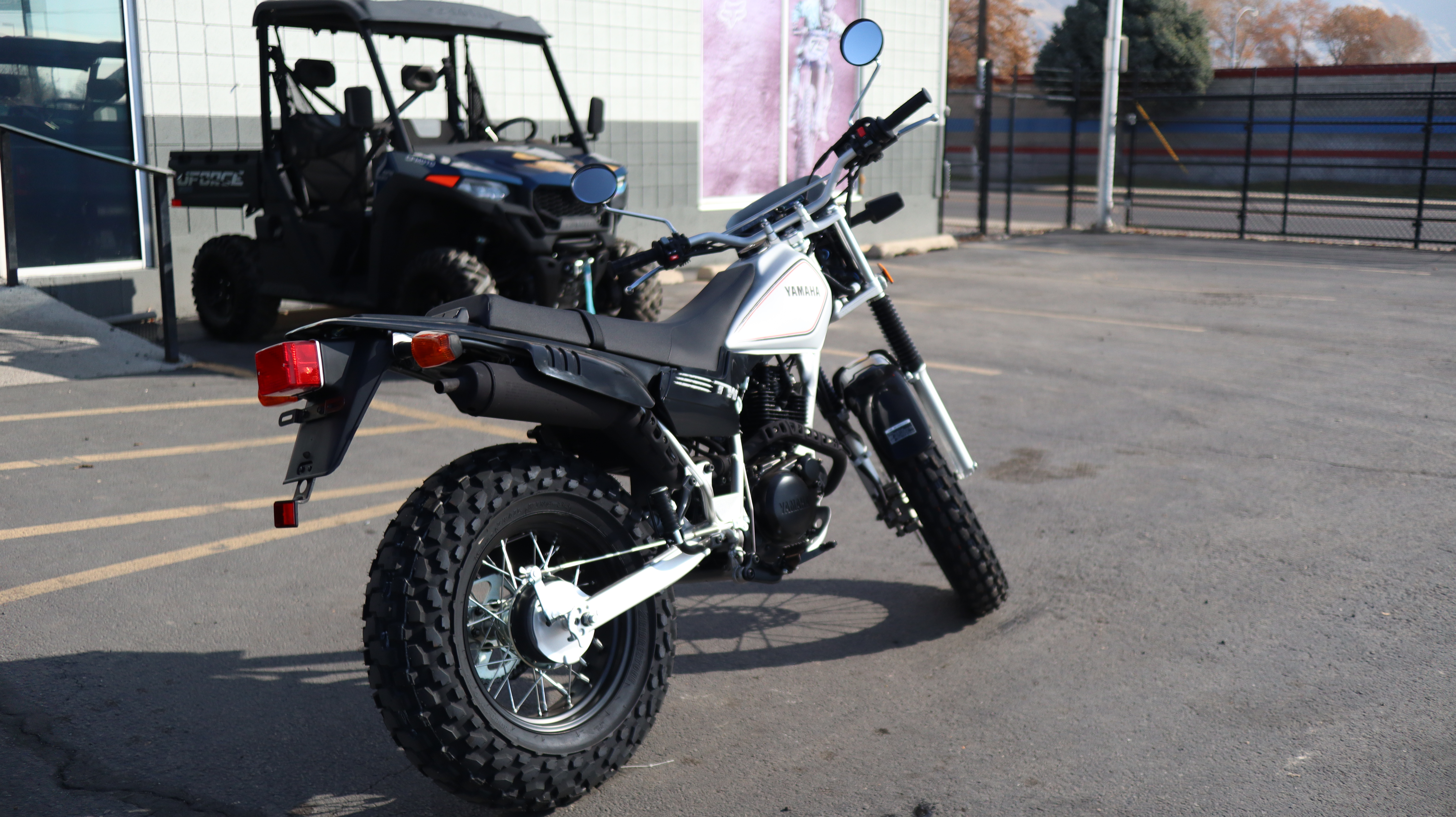 2027 Yamaha TW200 Motorcycle